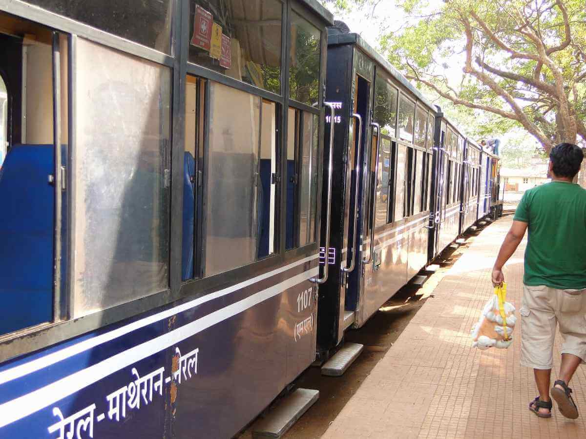matheran-toy-train-ride-1