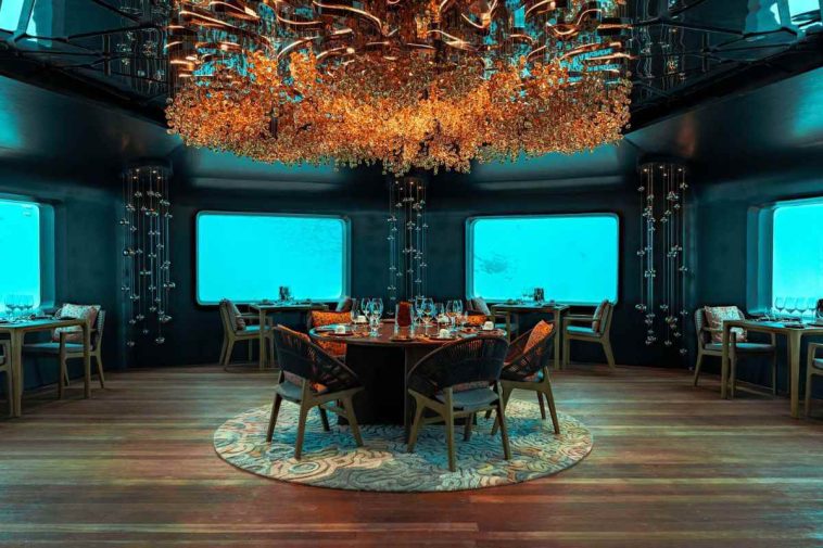 Meyyafushi Maldives Unveils Underwater Dining Experience Bubble, Introduces Subaquatic Breakfast Service