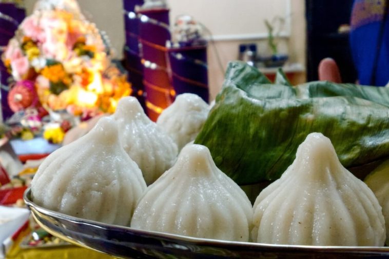 Ukadiche Modak Recipe: Authentic Steamed Modak for Ganesh Chaturthi